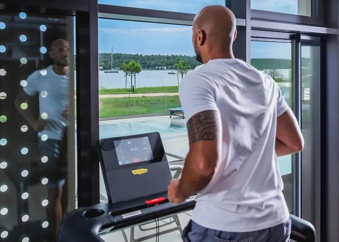 Monumenti Heritage Hotel&resort 5* 풀라