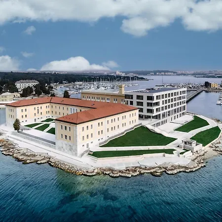 ホテル Monumenti Heritage Hotel&resort プーラ