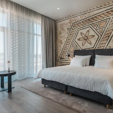 Monumenti Heritage Hotel&resort 5* プーラ