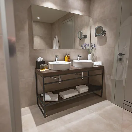 Monumenti Heritage Hotel&resort 5* Πούλα